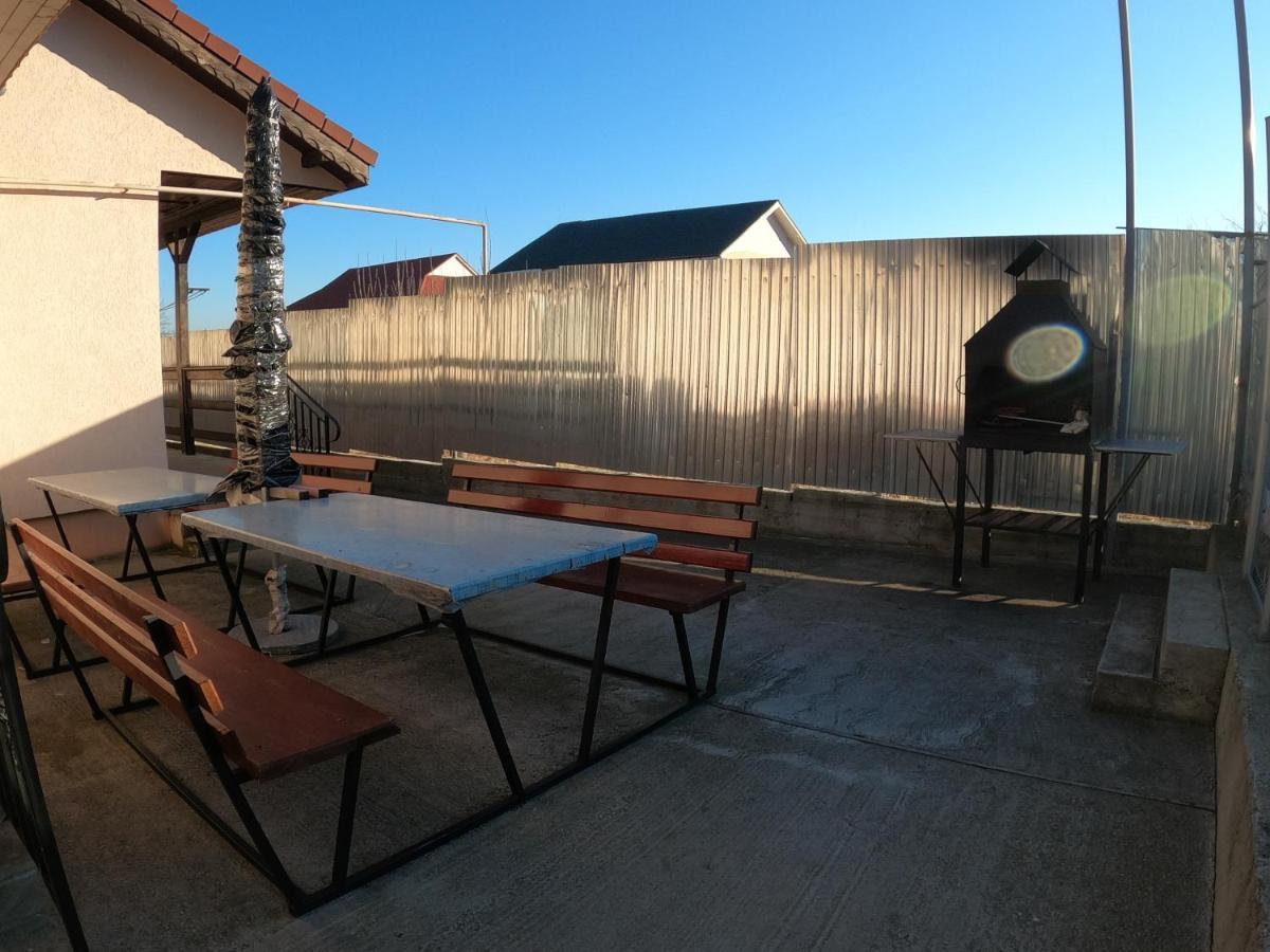 Motel Aris Meridian Piatra Neamţ Buitenkant foto